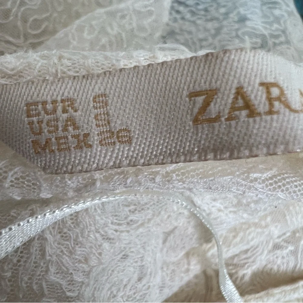 𝅺ZARA Lace Off White Blouse Size Small - Picture 8 of 8